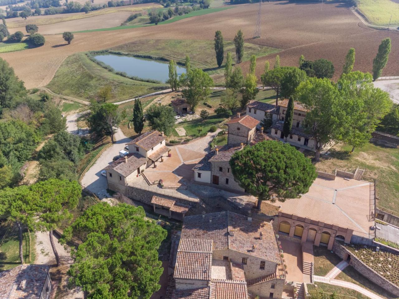 蒙托内Gh Borgo Pulciano Agriturismo别墅 外观 照片